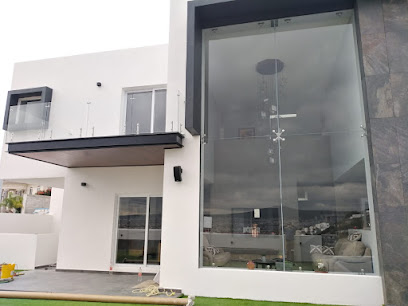 Negocio Aluviarq - Aluminio Y Vidrio Arquitectónico