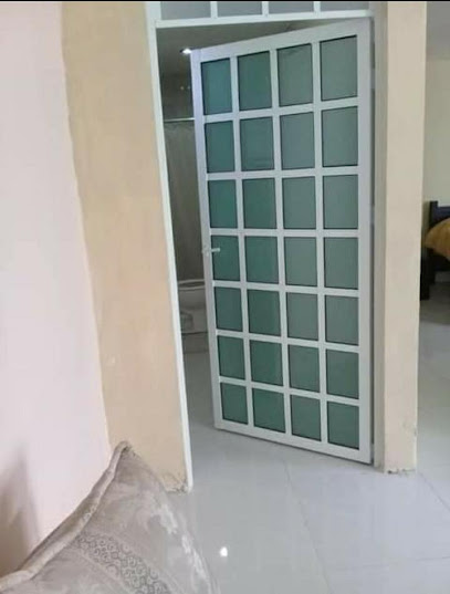 Negocio Belice Vidrio & Aluminio
