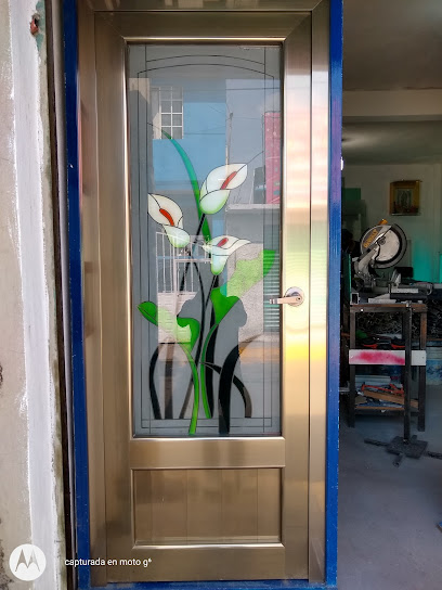 Canceleria En Aluminio Y Vidrio Mauro V.q