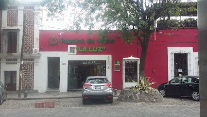 Fábrica De Vidrio La Luz