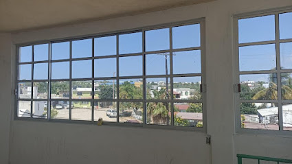 Grupo León Vidrio Y Aluminio Y Cortinas Anticiclónicas
