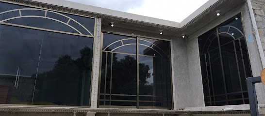 Herrería Aluminio Vidrio Y Decoraciones