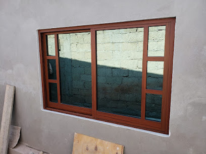 Todo En Aluminio Y Cristales