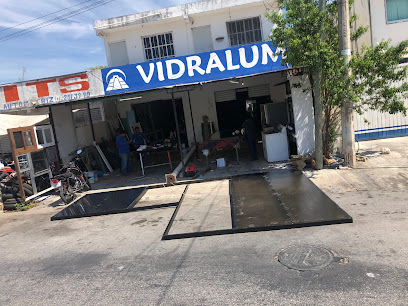 Negocio Vidralum / Deltalum