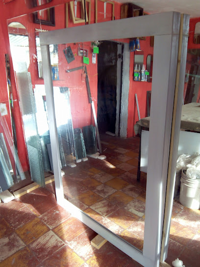 Negocio Vidriera Arana