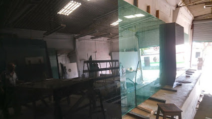 Negocio Vidriera Del Puerto
