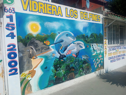 Vidriera Los Delfines