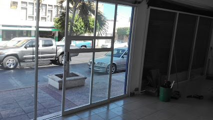 Negocio Vidriera Pradera