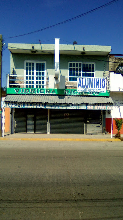 Negocio Vidriera Ricardo