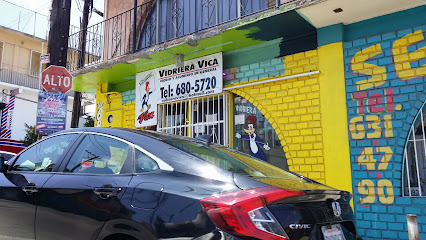 Vidriera Vica