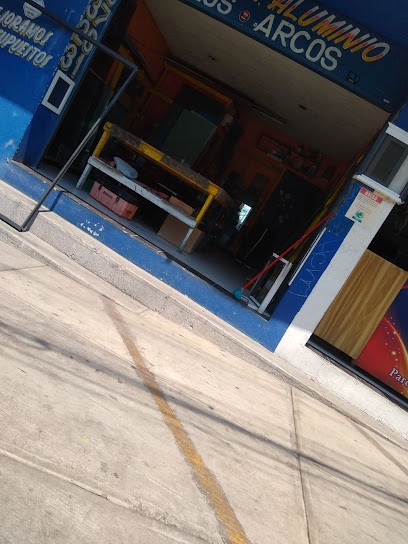 Vidrieria Los Arcos