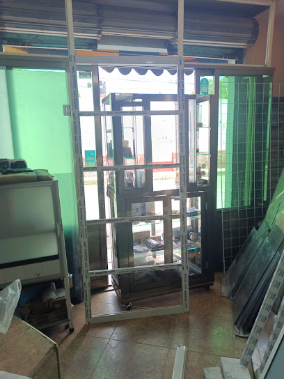 Negocio Vidrio Y Aluminio Alumex Del Estado