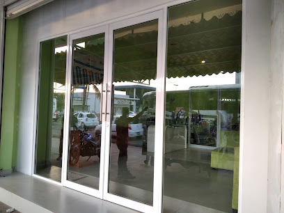 Vidrios Y Aluminios Del Centro/Proveedor Especializado.