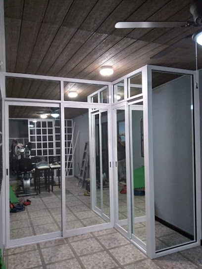 Vidrios Y Aluminios El Tom
