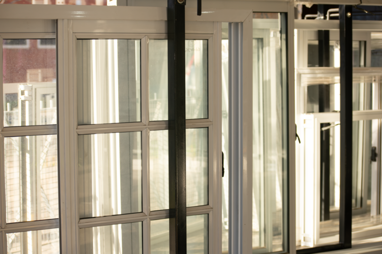 Cómo elegir el mejor proveedor de vidrio para fabricantes de ventanas