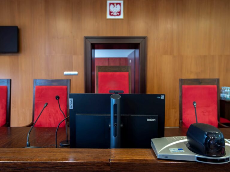 Mejora del Aislamiento Acústico en Salas de Reuniones