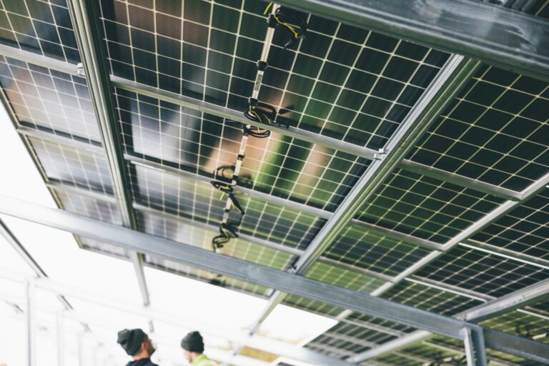 Vidrio Fotovoltaico: Innovación Energética en la Construcción